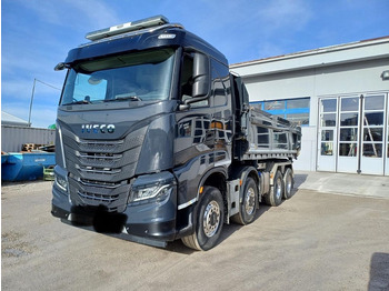 Kippiauto kuorma-auto IVECO X-WAY