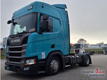 Vetopöytäauto SCANIA R 450