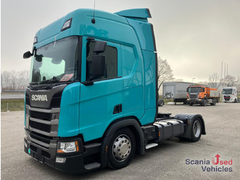 Vetopöytäauto SCANIA R 450