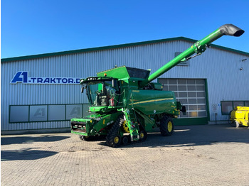 Leikkuupuimuri JOHN DEERE T660