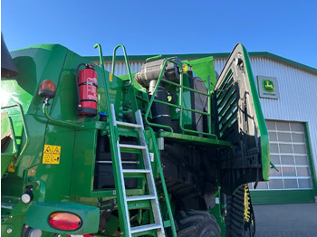 Leikkuupuimuri John Deere T660: kuva Leikkuupuimuri John Deere T660