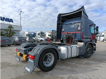 Vetopöytäauto SCANIA P450: kuva Vetopöytäauto SCANIA P450