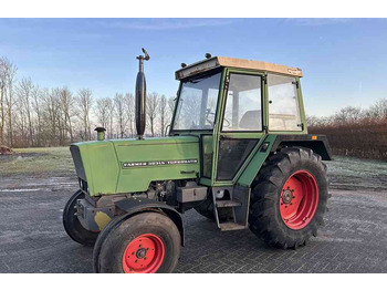 Traktori FENDT Farmer 300