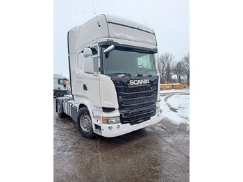 Vetopöytäauto SCANIA R 450