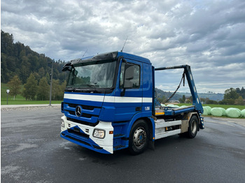 Nostovarsi-vaihtolavakuorma kuorma-auto MERCEDES-BENZ Actros