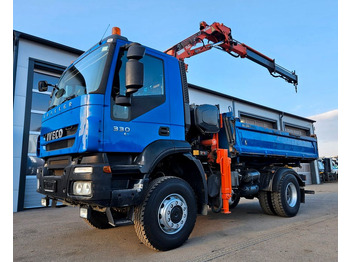 Kippiauto kuorma-auto IVECO Trakker