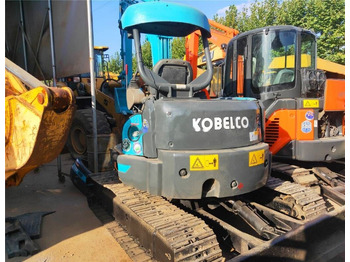 Minikuormaaja KOBELCO