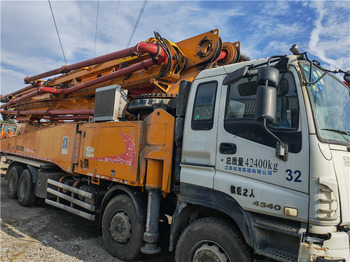 Betonipumppuauto XCMG Official Hb60K 2016 Year Used 56m Truck-Mounted Concrete Pump Truck for Sale: kuva Betonipumppuauto XCMG Official Hb60K 2016 Year Used 56m Truck-Mounted Concrete Pump Truck for Sale