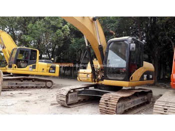 Telakaivukone 20 Ton Japan Original Caterpillar Cralwer Excavator 320d, Used Japan Excavator Cat 320d 325D 330d in Cheap Price: kuva Telakaivukone 20 Ton Japan Original Caterpillar Cralwer Excavator 320d, Used Japan Excavator Cat 320d 325D 330d in Cheap Price