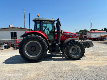 Traktori MASSEY FERGUSON