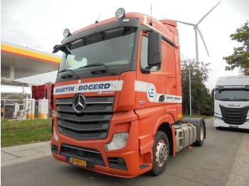 Vetopöytäauto MERCEDES-BENZ Actros 1840