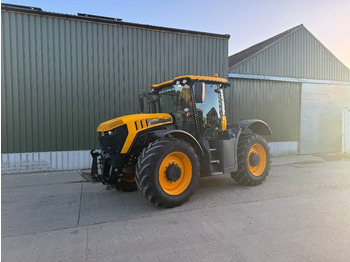 Traktori JCB Fastrac 4220