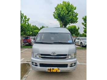 Minibussi, Pikkubussi Toyota hiace: kuva Minibussi, Pikkubussi Toyota hiace