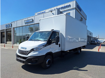 Pakettiauto IVECO Daily