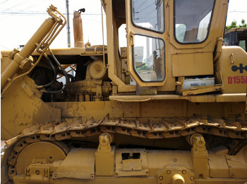 Puskutraktori KOMATSU D155