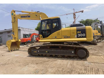 Telakaivukone Automation Used komatsu pc300-7 excavator second hand ecvacators cheap price used komatsu  for hot sale: kuva Telakaivukone Automation Used komatsu pc300-7 excavator second hand ecvacators cheap price used komatsu  for hot sale