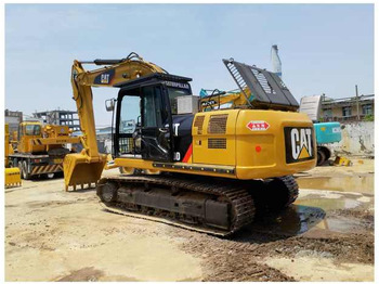 Telakaivukone CATERPILLAR 320D