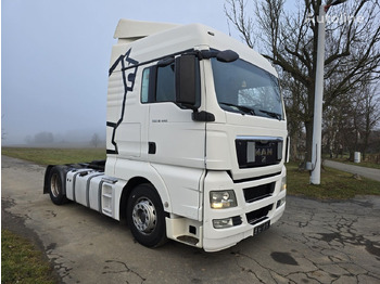 Vetopöytäauto MAN TGX 18.440