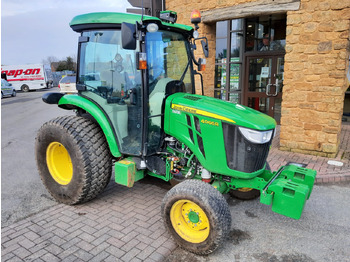 Pientraktori JOHN DEERE