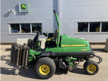 Uusi Ruohonleikkuri John Deere 7500AE Fairway Mower: kuva Uusi Ruohonleikkuri John Deere 7500AE Fairway Mower