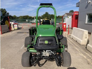 Uusi Ruohonleikkuri John Deere 7500AE Fairway Mower: kuva Uusi Ruohonleikkuri John Deere 7500AE Fairway Mower