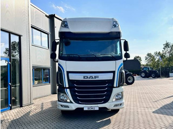 Vetopöytäauto DAF XF 106 460 Super Space Cab 780.000km: kuva Vetopöytäauto DAF XF 106 460 Super Space Cab 780.000km