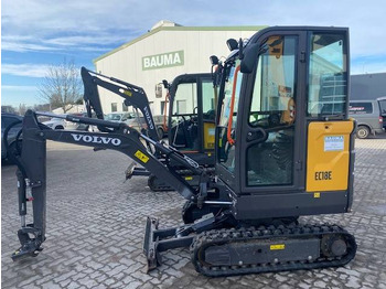 Minikuormaaja VOLVO EC18E