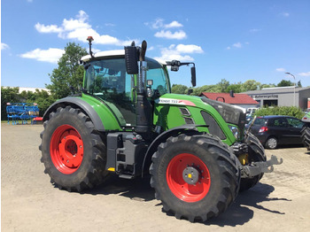 Traktori FENDT 722 Vario