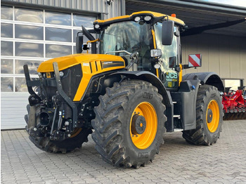 Traktori JCB Fastrac 4220