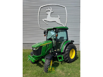 Pientraktori JOHN DEERE