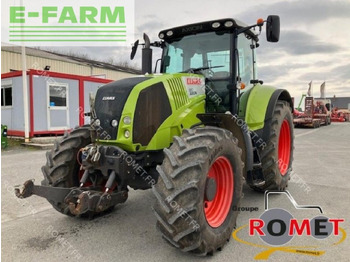 Traktori CLAAS Axion 810