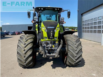 Traktori CLAAS axion 830 cis + med front pto: kuva Traktori CLAAS axion 830 cis + med front pto