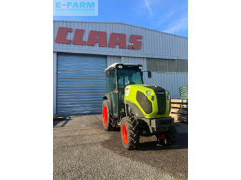 Traktori CLAAS Nexos 220