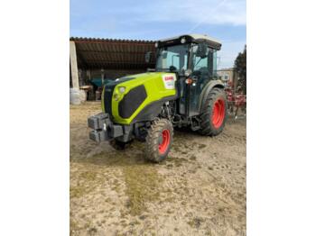 Traktori CLAAS nexos 230 ve: kuva Traktori CLAAS nexos 230 ve