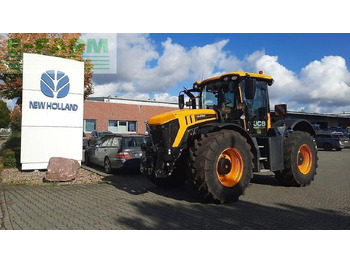 Traktori JCB Fastrac 4220