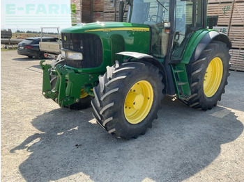 Traktori JOHN DEERE 6820