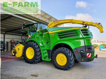 Itsekulkeva silppuri John Deere 8600I: kuva Itsekulkeva silppuri John Deere 8600I