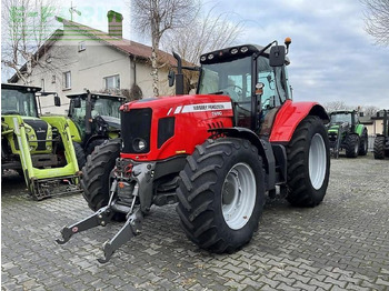 Traktori MASSEY FERGUSON 7400 series