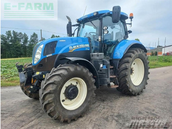 Traktori NEW HOLLAND T7