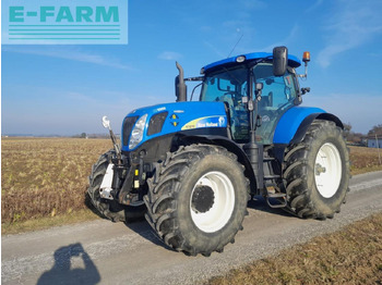 Traktori NEW HOLLAND T7000