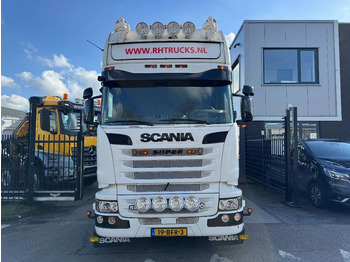 Vetopöytäauto Scania R520 V8 4X2 - EURO 6 + FULL SPOILER: kuva Vetopöytäauto Scania R520 V8 4X2 - EURO 6 + FULL SPOILER