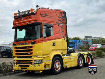 Vetopöytäauto SCANIA R 520