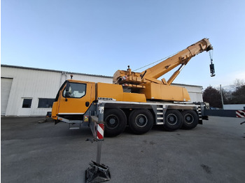 Ajoneuvonosturi LIEBHERR LTM 1100