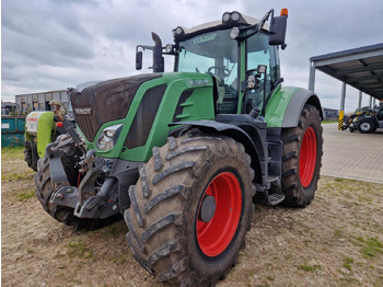 Traktori FENDT 828 Vario