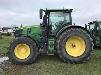 Traktori JOHN DEERE 6250R