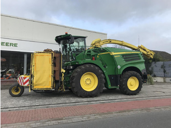 Itsekulkeva silppuri JOHN DEERE 8600