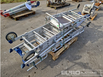 Rakennustarvikkeet Pallet of Ladders: kuva Rakennustarvikkeet Pallet of Ladders