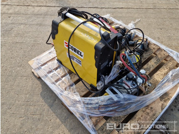 Rakennustarvikkeet Cobel Welder Generator, Invertec V160 Welder Generator, Makita 110 Volt Angle Grinder (5 of): kuva Rakennustarvikkeet Cobel Welder Generator, Invertec V160 Welder Generator, Makita 110 Volt Angle Grinder (5 of)