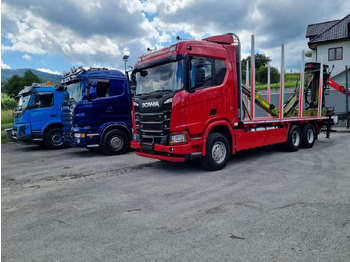 Puuauto SCANIA R 520