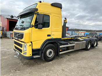 Kuorma-auto VOLVO FM